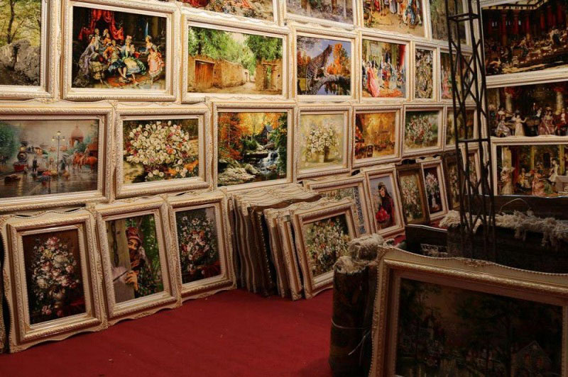 عرضه و فروش آثار هنری عرضه و فروش آثار هنری