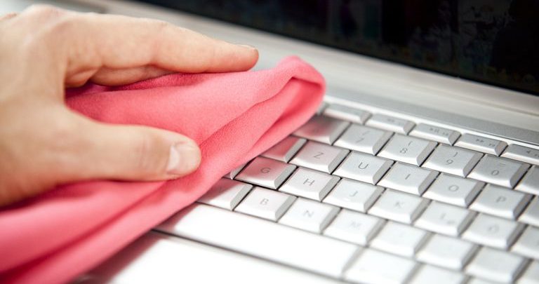 تمیز کردن لپ تاپ