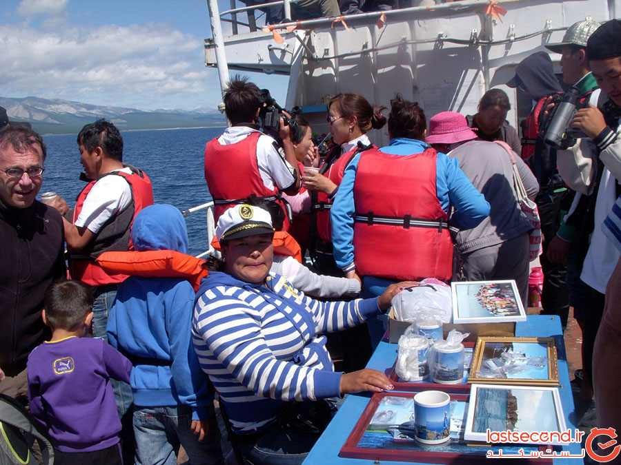 کوچکترین نیروی دریایی دنیا که اعضایش شنا کردن بلد نیستند! کوچکترین نیروی دریایی دنیا که اعضایش شنا کردن بلد نیستند!