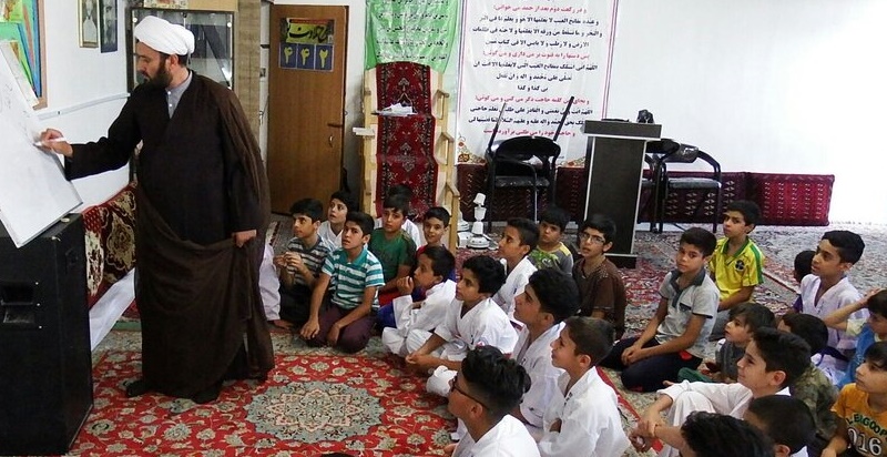 آموزش باورهای معنوی به فرزندان برای مقابله با آسیب های اجتماعی