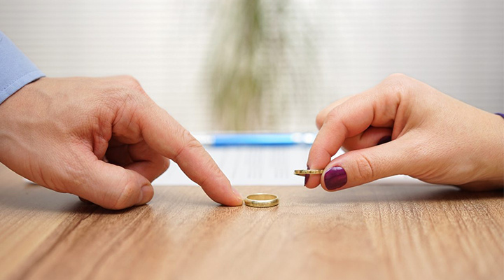 نامزدی در قانون مدنی و شرایط به‌هم‌زدن آن