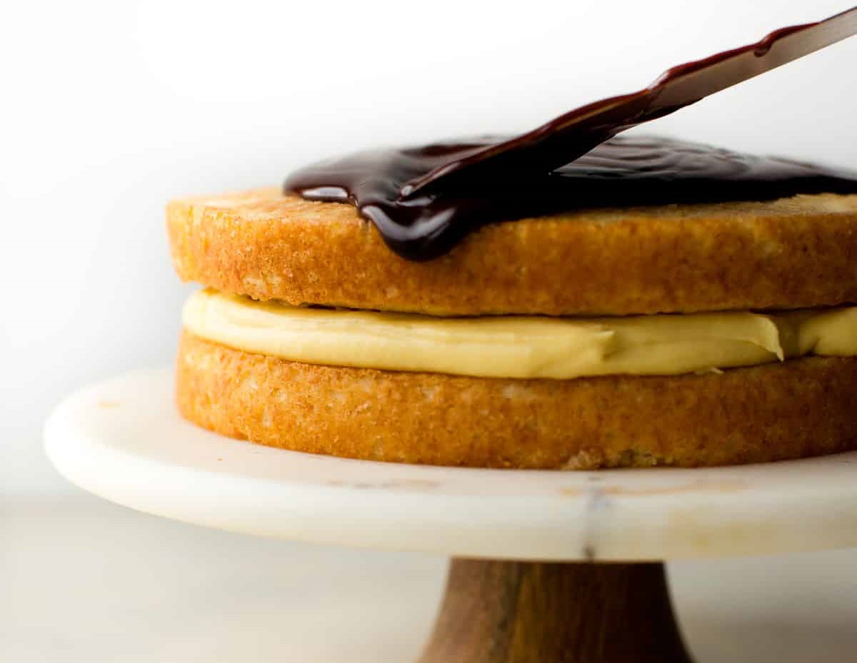 طرز تهیه کیک خامه ای بوستون