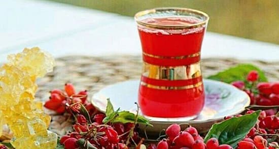 خواص بی نظیر آب زرشک طبیعی خواص بی نظیر آب زرشک طبیعی