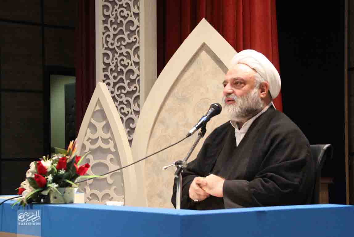 فاطمیه ریشه و اساس ولایت و امامت است فاطمیه ریشه و اساس ولایت و امامت است