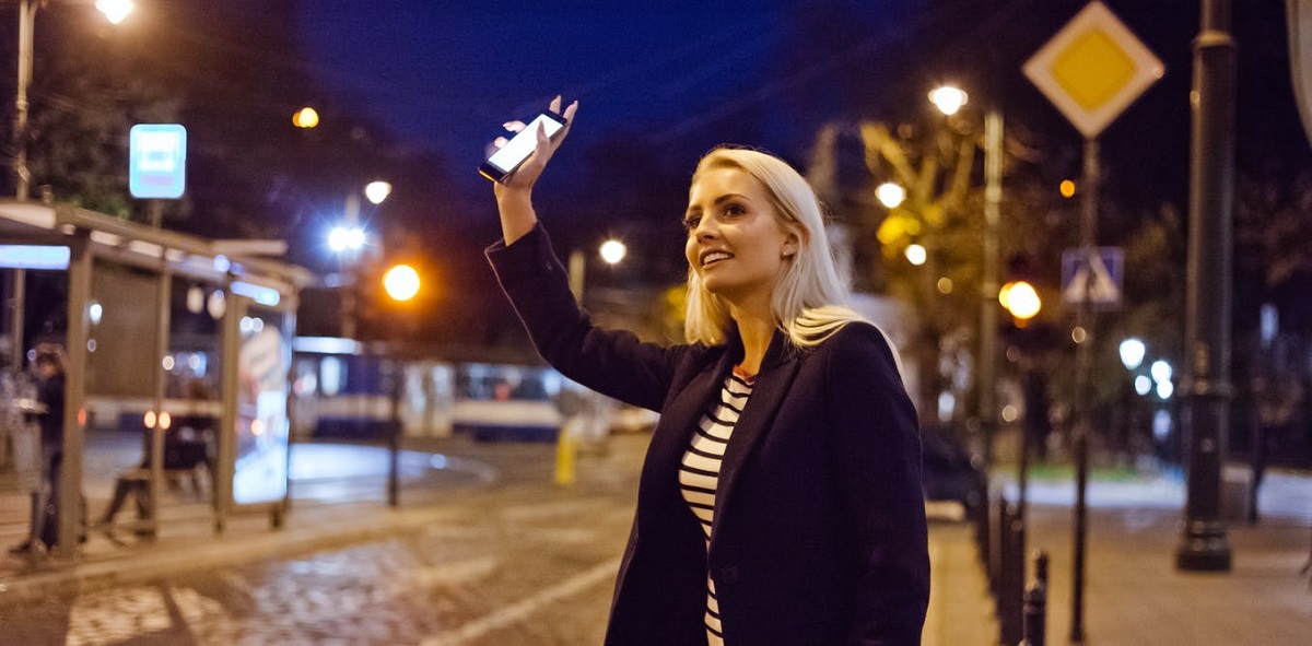 تاکسی خودران