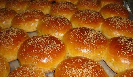 طرز تهیه سه مدل شیرمال خانگی