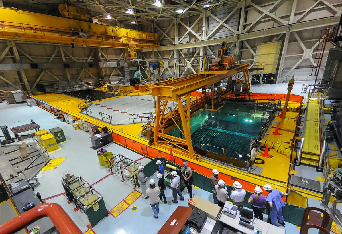 باز فرآوری زباله‌های هسته‌ای