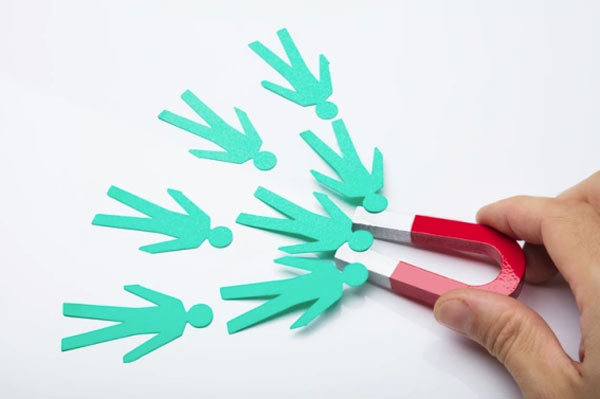 لزوم تقویت بانوان بازرگان ایرانی در راستای تحقق جهش تولید