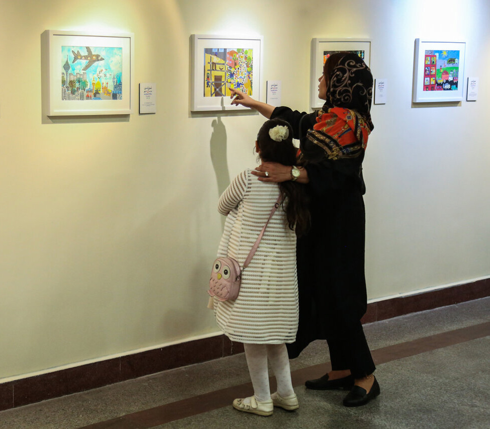 اثر نامگذاری سال با عنوان جهش تولید بر توسعه آثار هنری