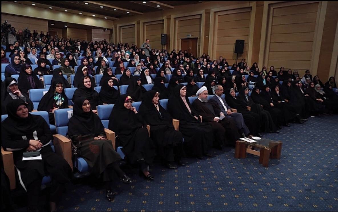 توسعه تشکل‌های اقتصادی زنان و اصلاح باورها و دیدگاه‌های بخش خصوصی نسبت به بانوان