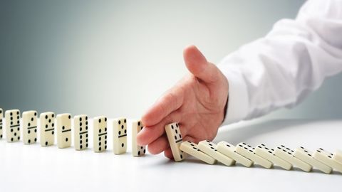 ریسک غیر سیستماتیک چیست و چگونه آن را مدیریت کنیم؟