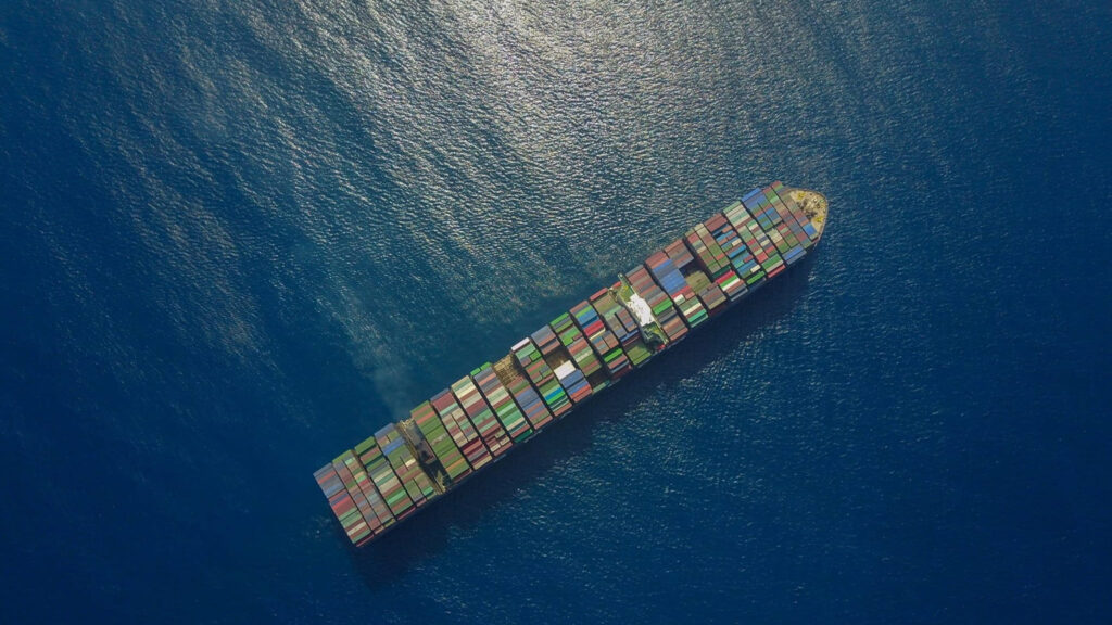 نگاهی آماری به تغییرات صادرات غیرنفتی ایران بر اثر تغییر تحریم‌های اقتصادی در 40 سال اخیر