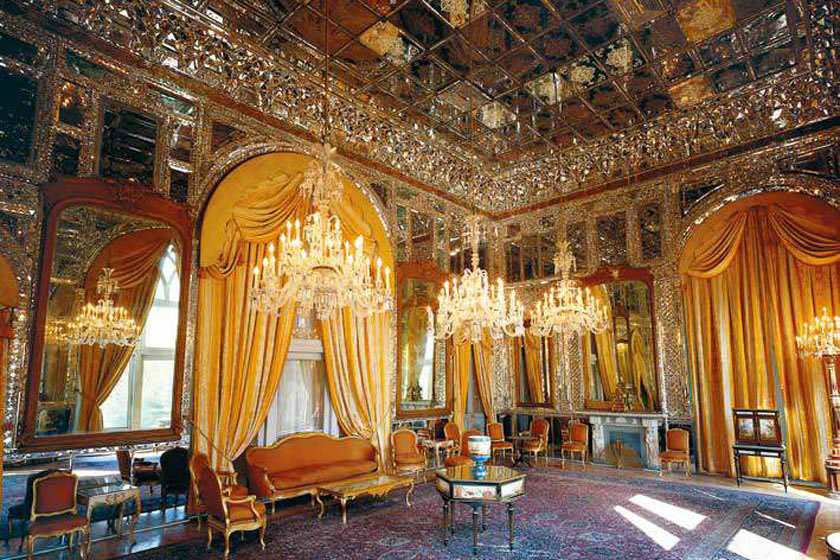 آشنایی با کاخ گلستان