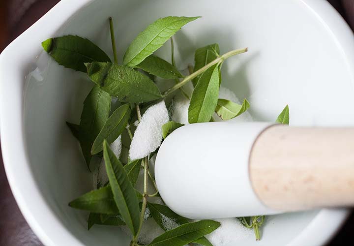 ۸ خاصیت به لیمو ۸ خاصیت به لیمو