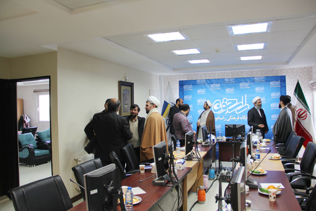«شبکهسازی» موضوع دورهمی موسسات فعال در فضای مجازی قم به میزبانی راسخون «شبکهسازی» موضوع دورهمی موسسات فعال در فضای مجازی قم به میزبانی راسخون