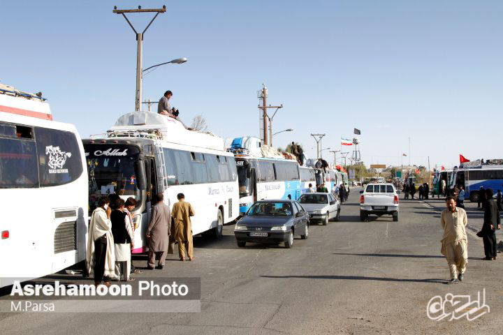 گزارش تصویری از موکب های اربعین حسینی در مرز میرجاوه / عشق به حسین مرز نمی شناسد