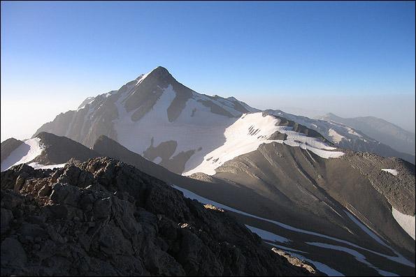 کشف 4 قله جدید بلندتر از 4 هزار متر/ تهدید دنا از سوی زمین‌خواران