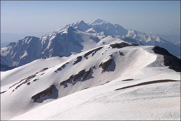 کشف 4 قله جدید بلندتر از 4 هزار متر/ تهدید دنا از سوی زمین‌خواران
