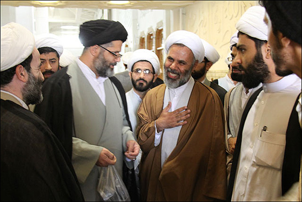 عیادت علی لاریجانی از استاد حوزه و دانشگاه حجت الاسلام دکتر احمد عابدی عیادت علی لاریجانی از استاد حوزه و دانشگاه حجت الاسلام دکتر احمد عابدی