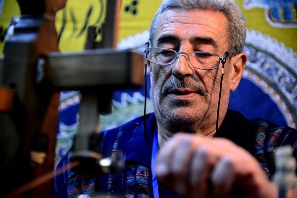 سنتهایی برای گرامیداشت یاد بزرگان فقید اصفهان در روزهای پایانی سال سنتهایی برای گرامیداشت یاد بزرگان فقید اصفهان در روزهای پایانی سال