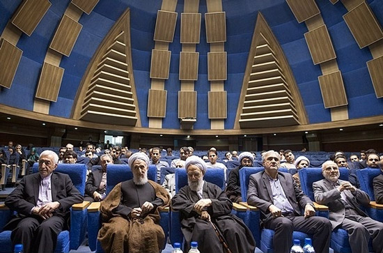 تقدیر از نرم افزار «راهی به آسمان» مؤسسه نور راسخون در اختتامیه جشنواره رسانههای علوی تقدیر از نرم افزار «راهی به آسمان» مؤسسه نور راسخون در اختتامیه جشنواره رسانههای علوی