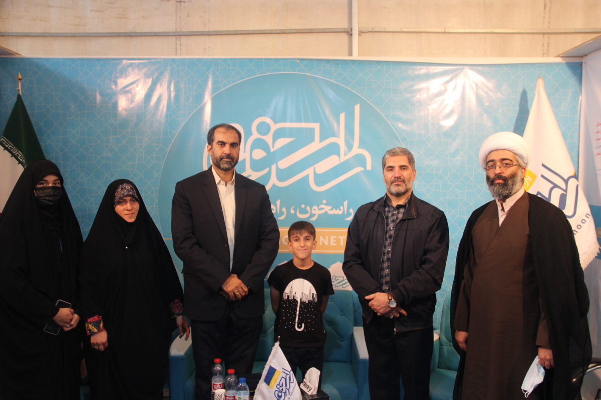 گزارش تصویری حضور راسخون در نمایشگاه دستاوردهای وقف 1400 - روز اول