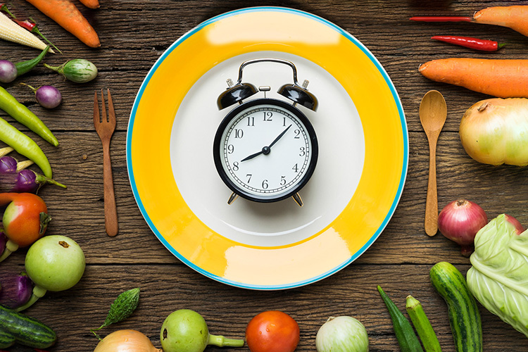 آشنایی با رژیم روزه متناوب