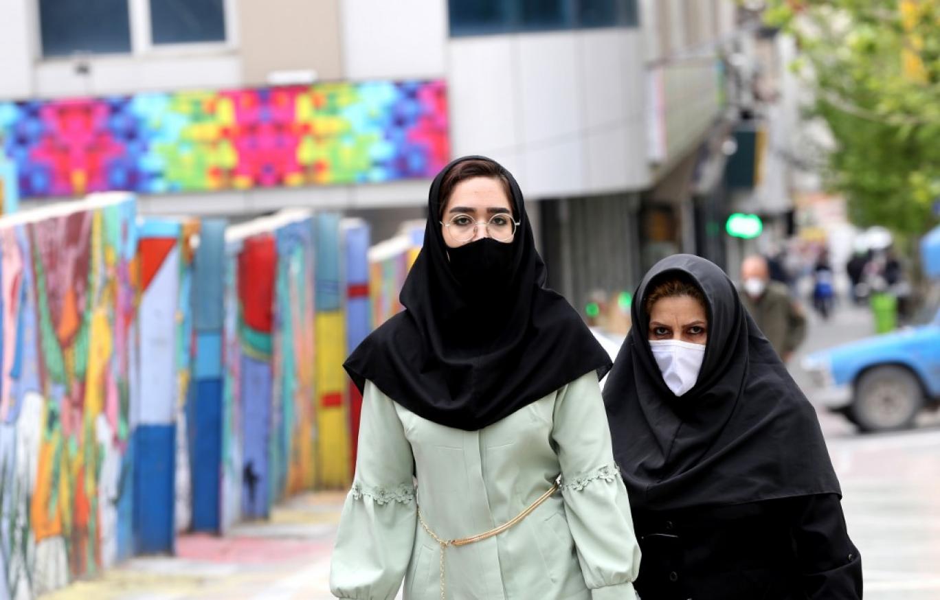 Иран в ближайшее время. Шемиран Тегеран. Современный Иран. Иран люди. Иран 2012.