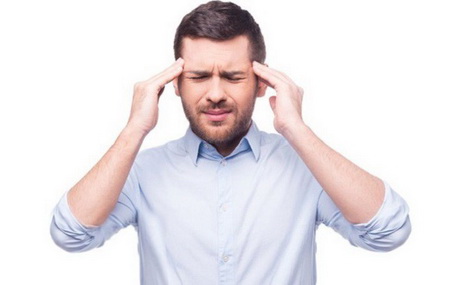 ۷ درمان طبیعی برای خلاصی از درد میگرن