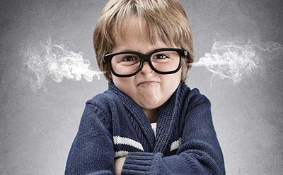  علائم عصبانیت در دوران کودکی و نوجوانی