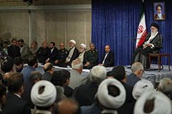   دیدار شاعران با رهبر انقلاب  