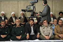   دیدار شاعران با رهبر انقلاب  