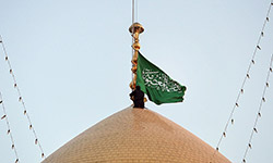 اهتزاز پرچم جدید حرم حضرت معصومه (س) 