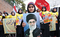  راهپیمایی ۱۳ آبان  