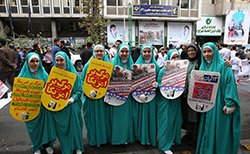  راهپیمایی ۱۳ آبان 