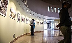  نمایشگاه عکس (حلب؛ سرخ و سپید) 