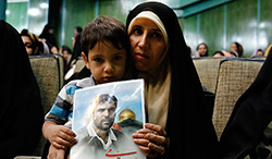 جشن تجلیل از دختران شهدای مدافع حرم 