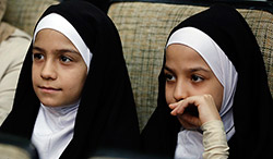 جشن تجلیل از دختران شهدای مدافع حرم 