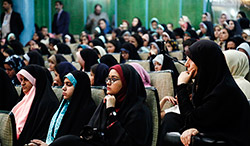 جشن تجلیل از دختران شهدای مدافع حرم 