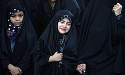 تشییع و خاکسپاری آیت الله روح الله شاه آبادی