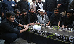 تشییع و خاکسپاری آیت الله روح الله شاه آبادی