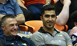   رقابت والیبال تیم های ایران - آرژانتین    