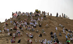  زیارت «دوره» در مدینه منوره 