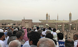  زیارت قبور بقیع 