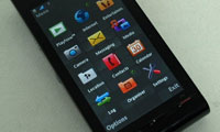 مروری بر گوشی Sony Ericsson Satio (6)