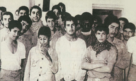 شیربچه ای از گروه 23