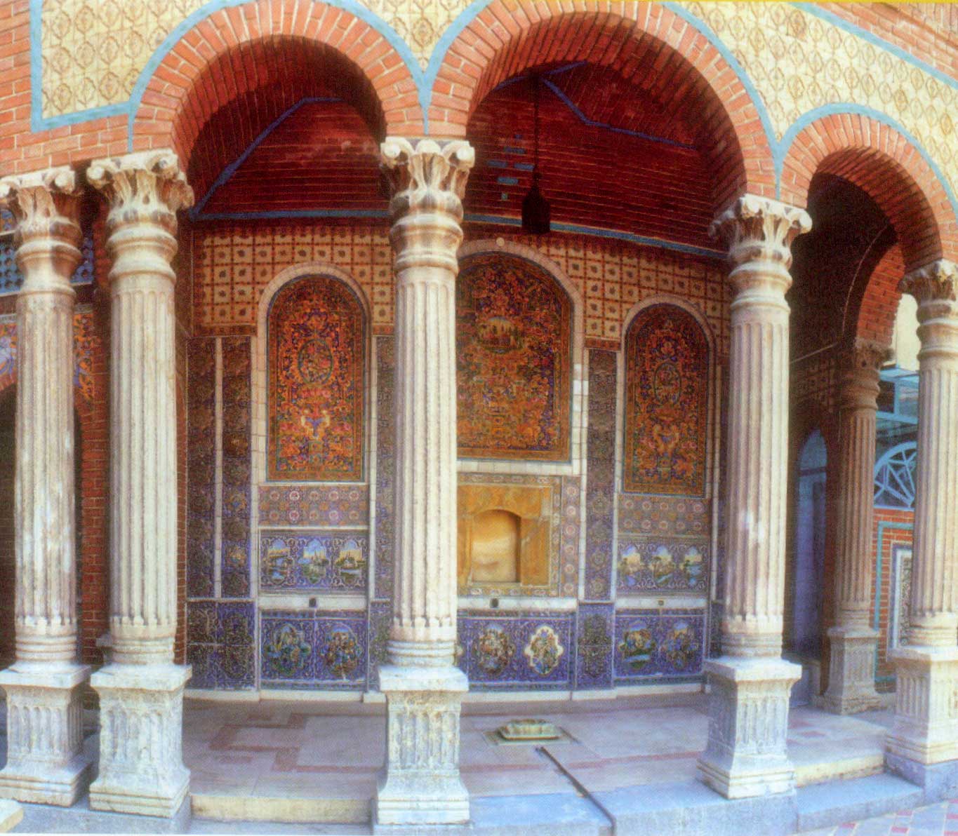 خانه اي مقدم بر موزه