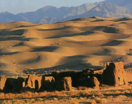 غوطه در اقيانوس كوير