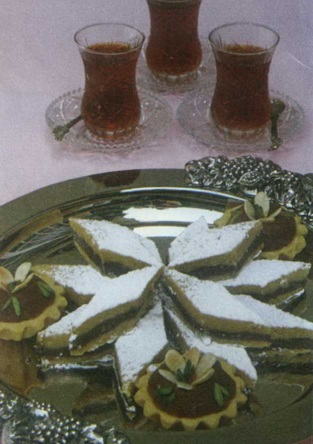 حلواي بادامي