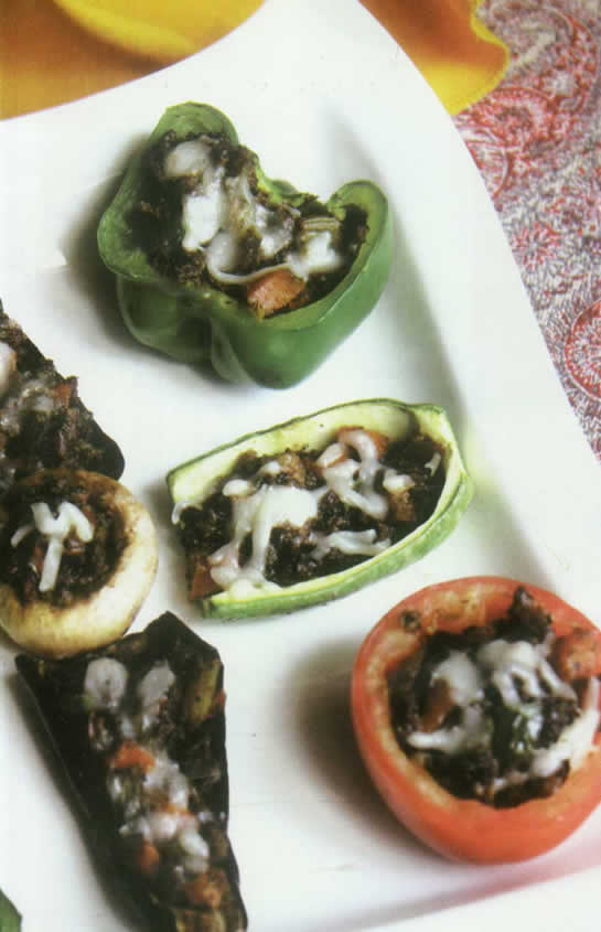 خوراک سبزي با سس انار